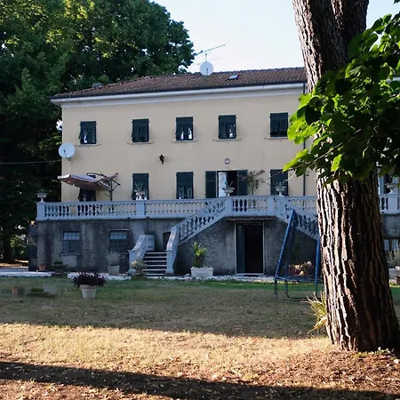 Pini Prázdninový dům Sarzana